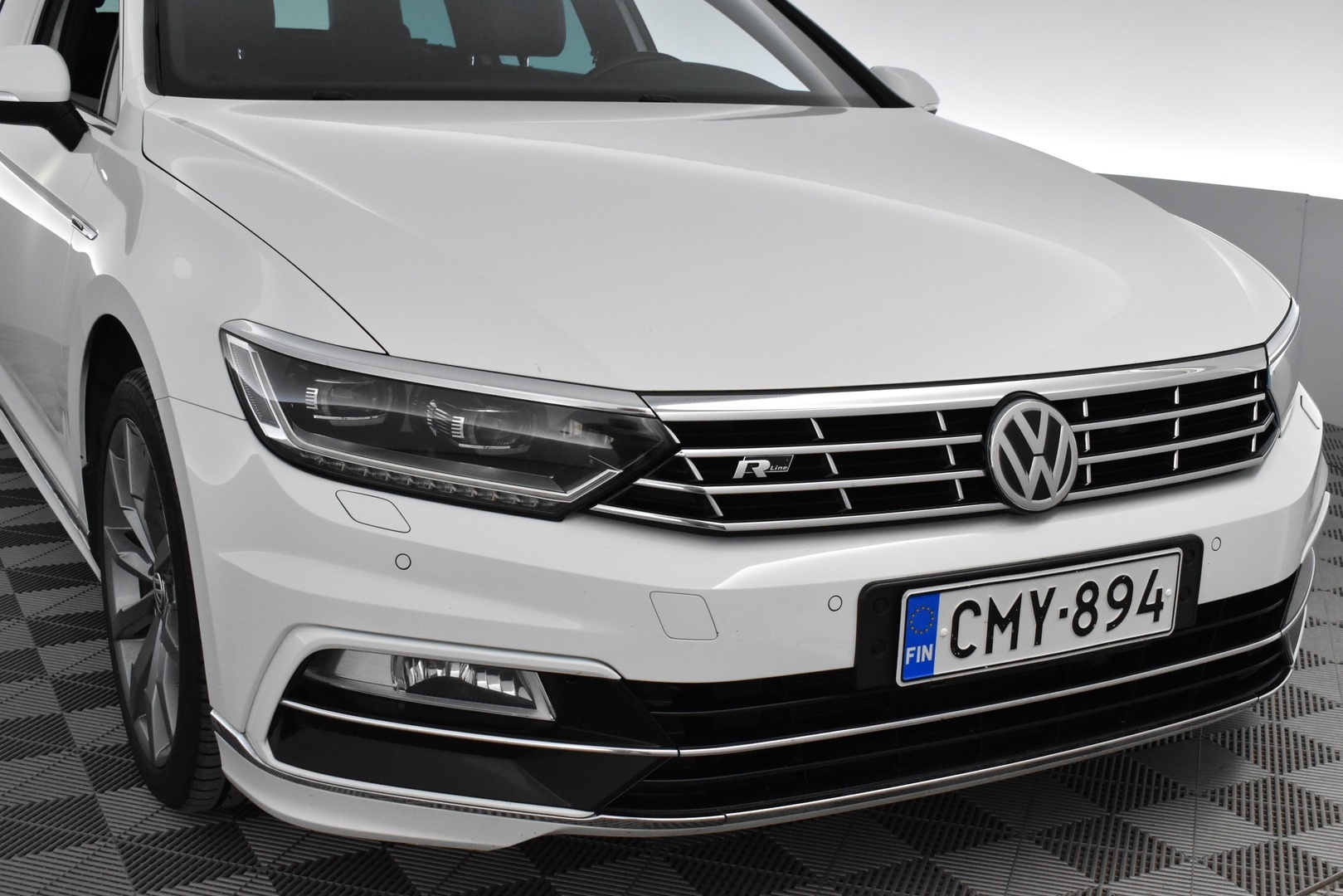 VOLKSWAGEN Passat 2017