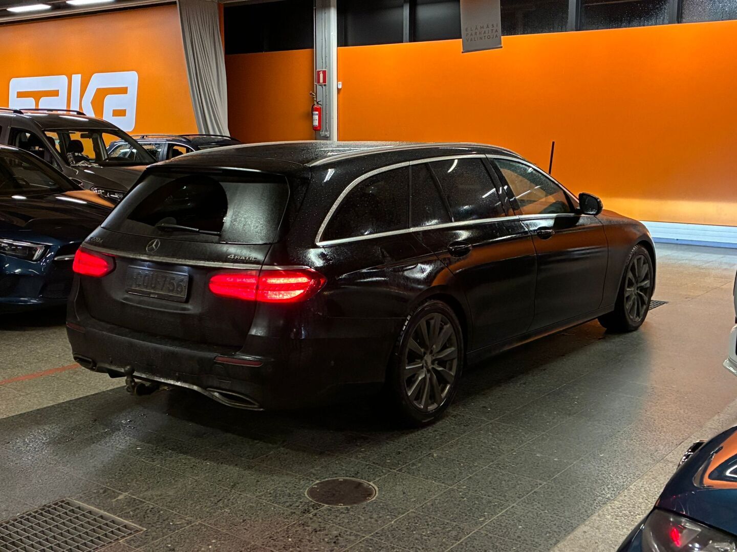 MERCEDES-BENZ E 2017