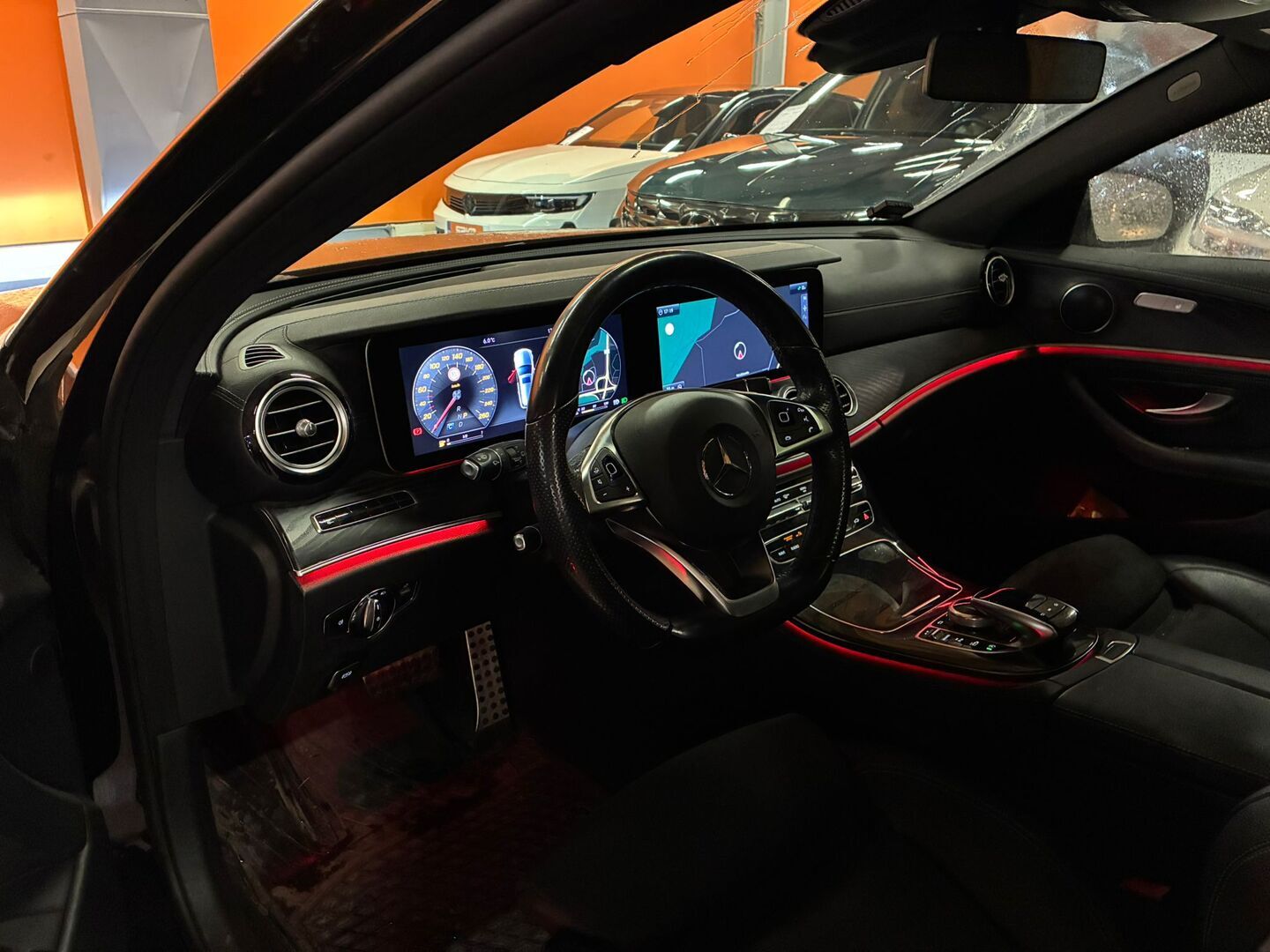 MERCEDES-BENZ E 2017