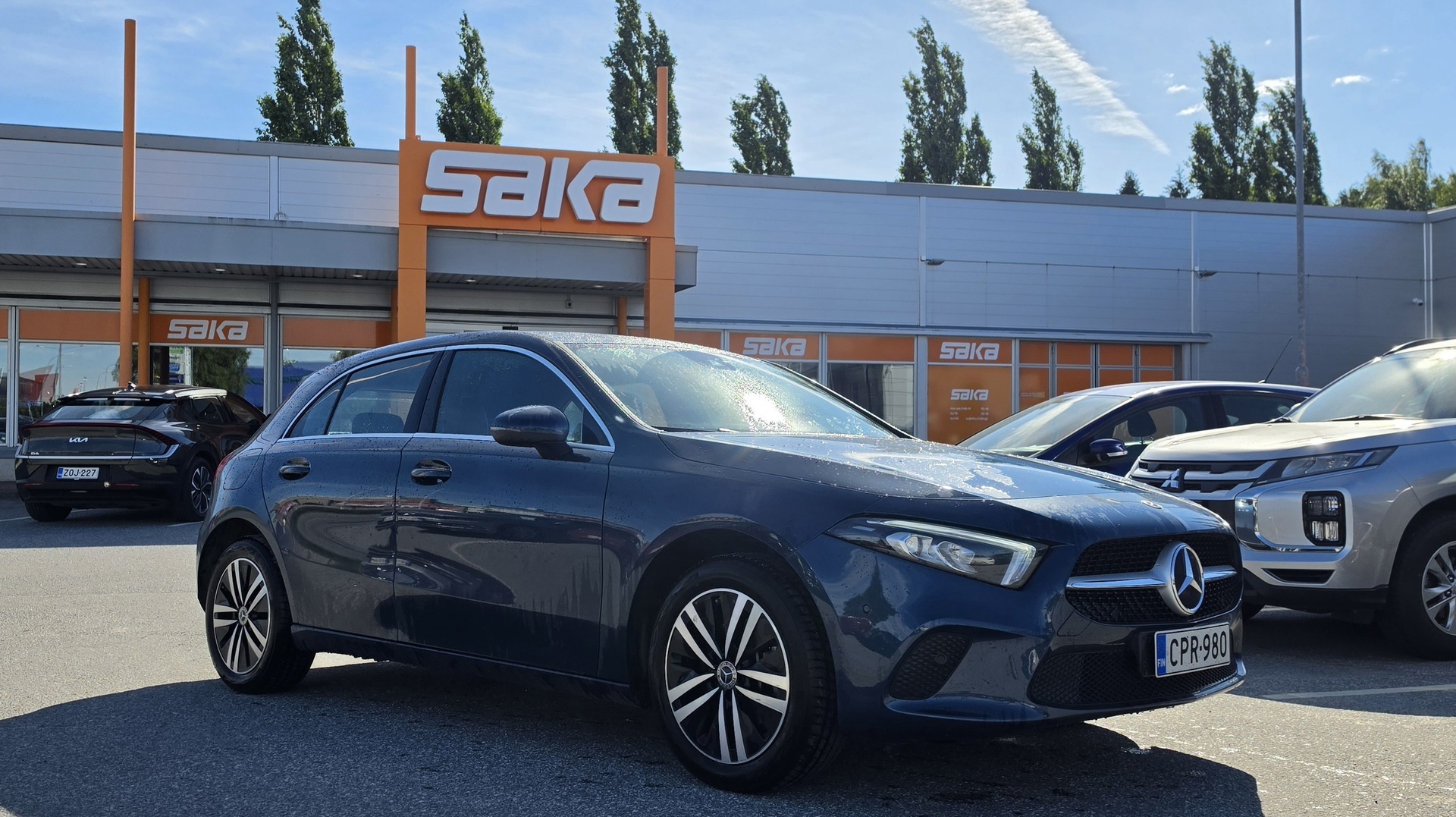 MERCEDES-BENZ A 2022