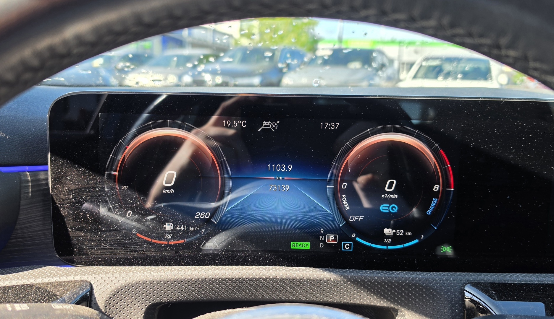 MERCEDES-BENZ A 2022