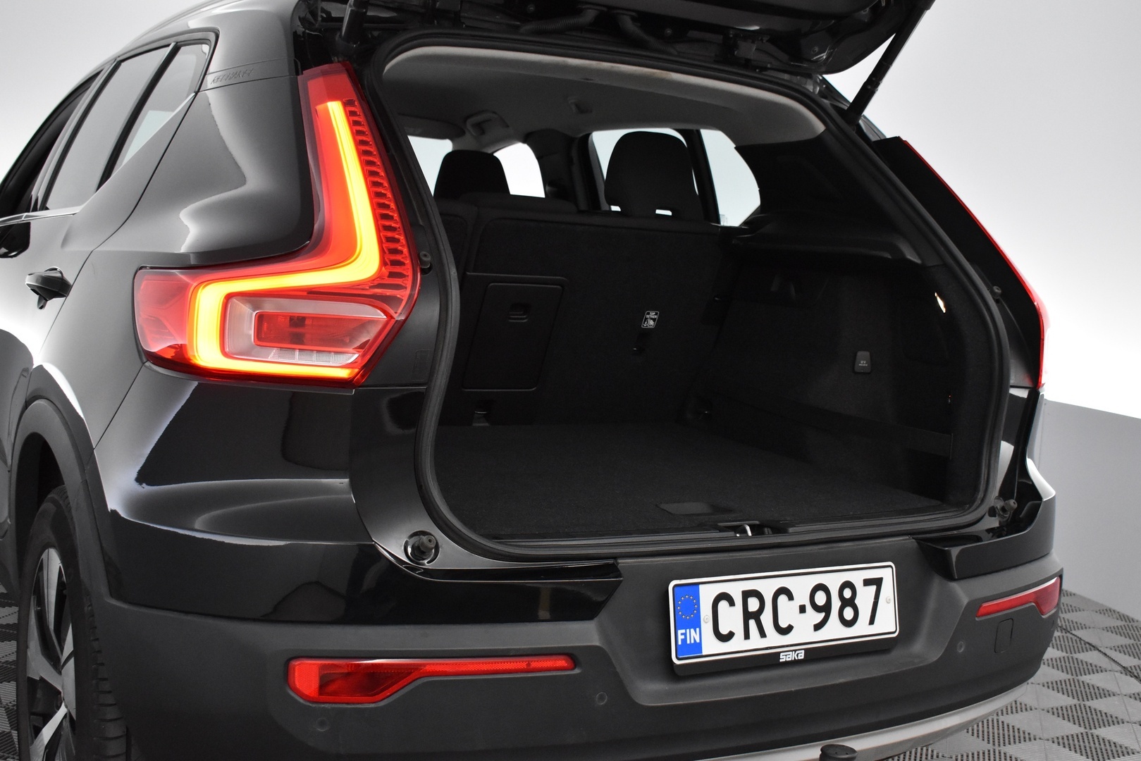 VOLVO XC40 2021