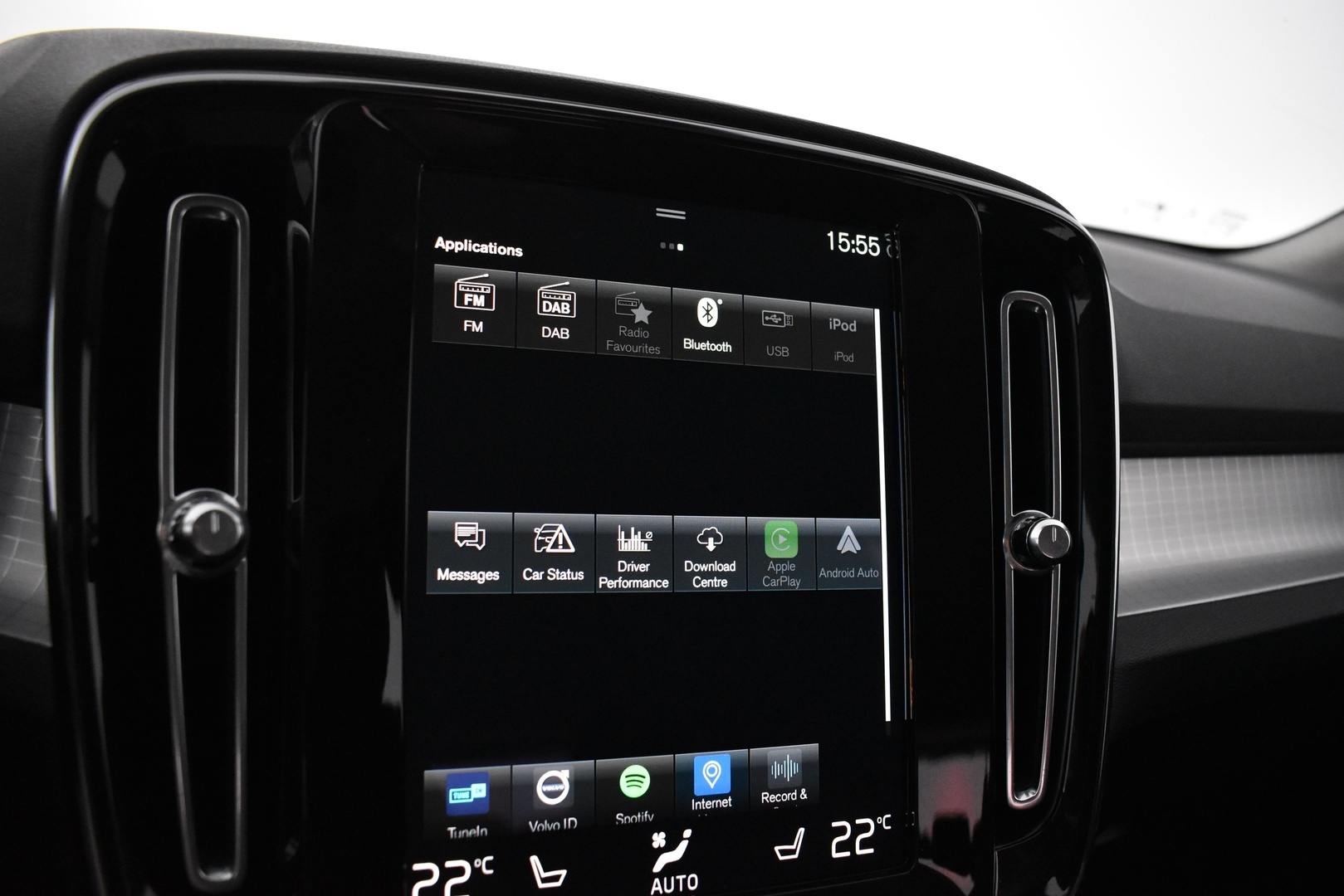 VOLVO XC40 2021