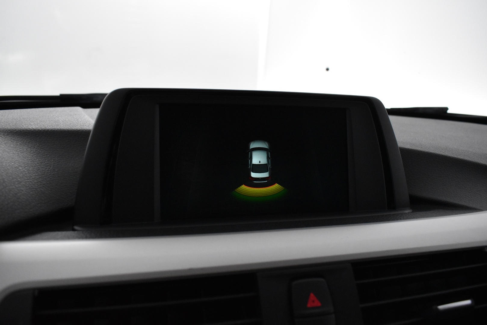 BMW 318 2018
