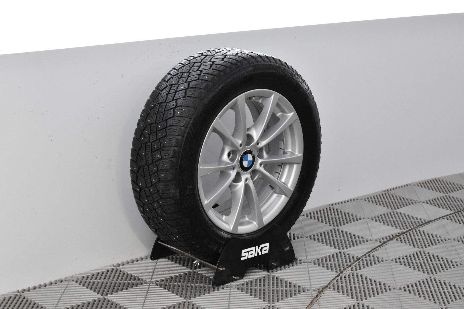 BMW 318 2018