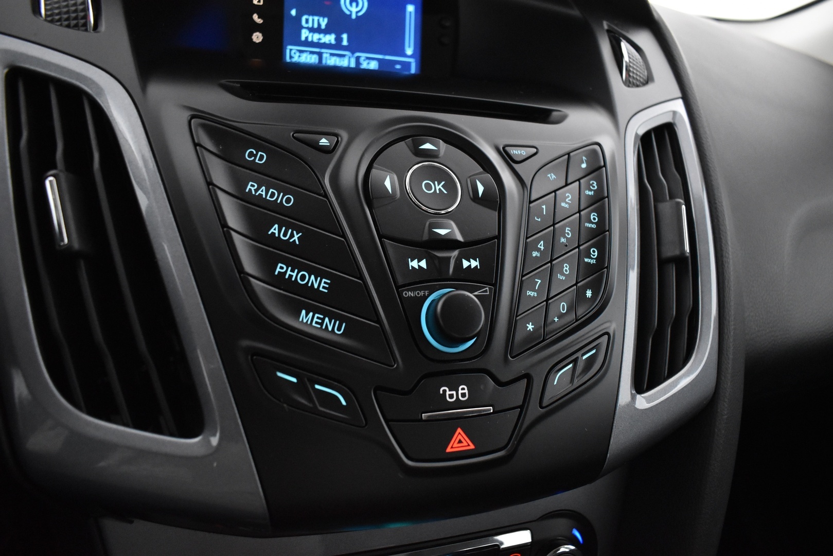 FORD Focus 2012