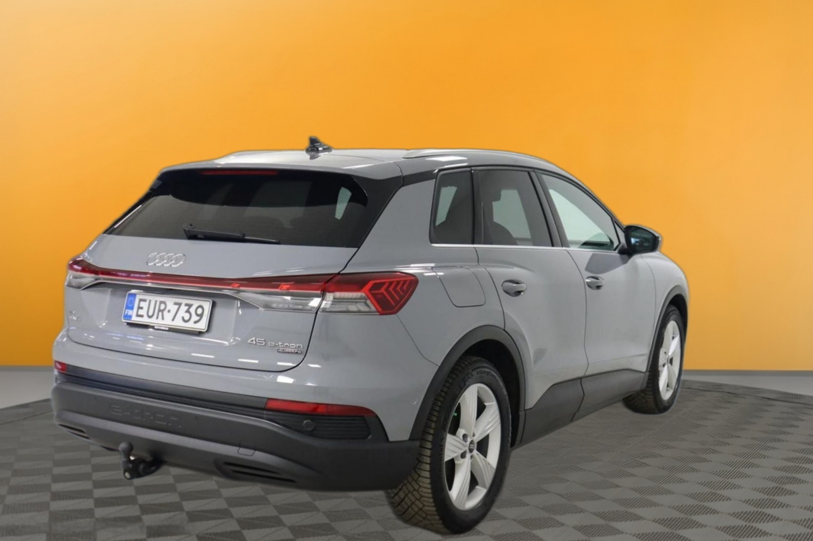AUDI Q4 e-tron 2023