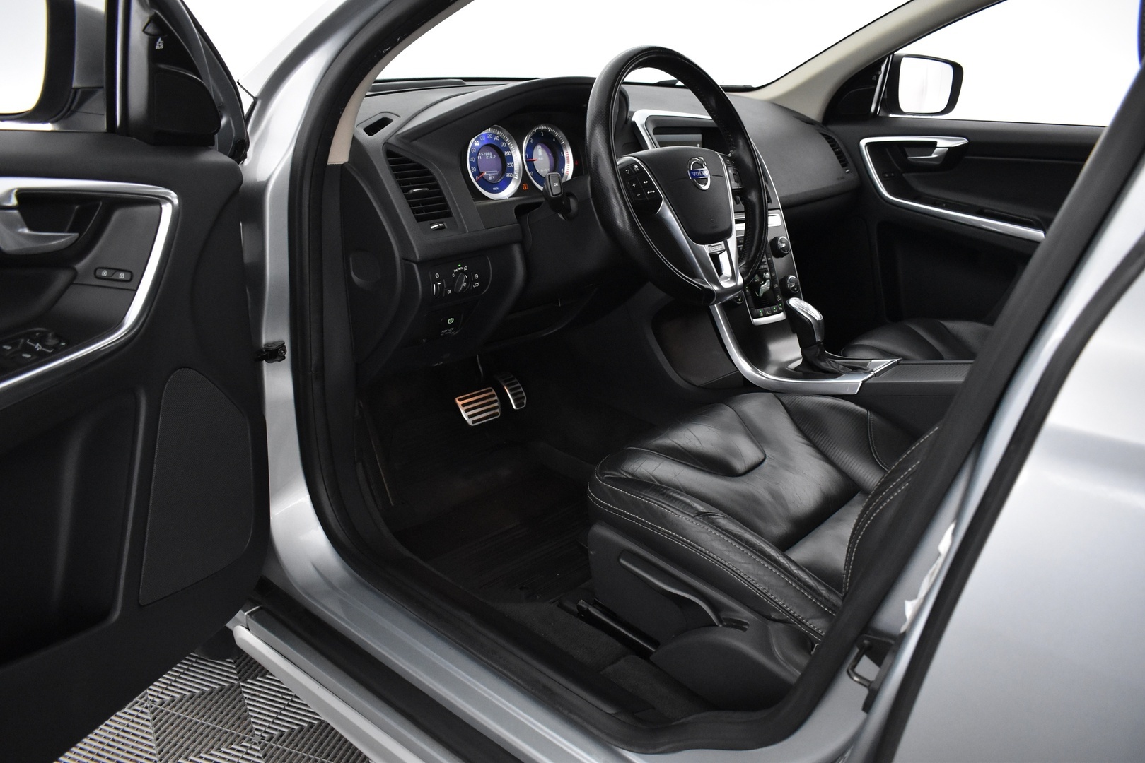 VOLVO XC60 2013