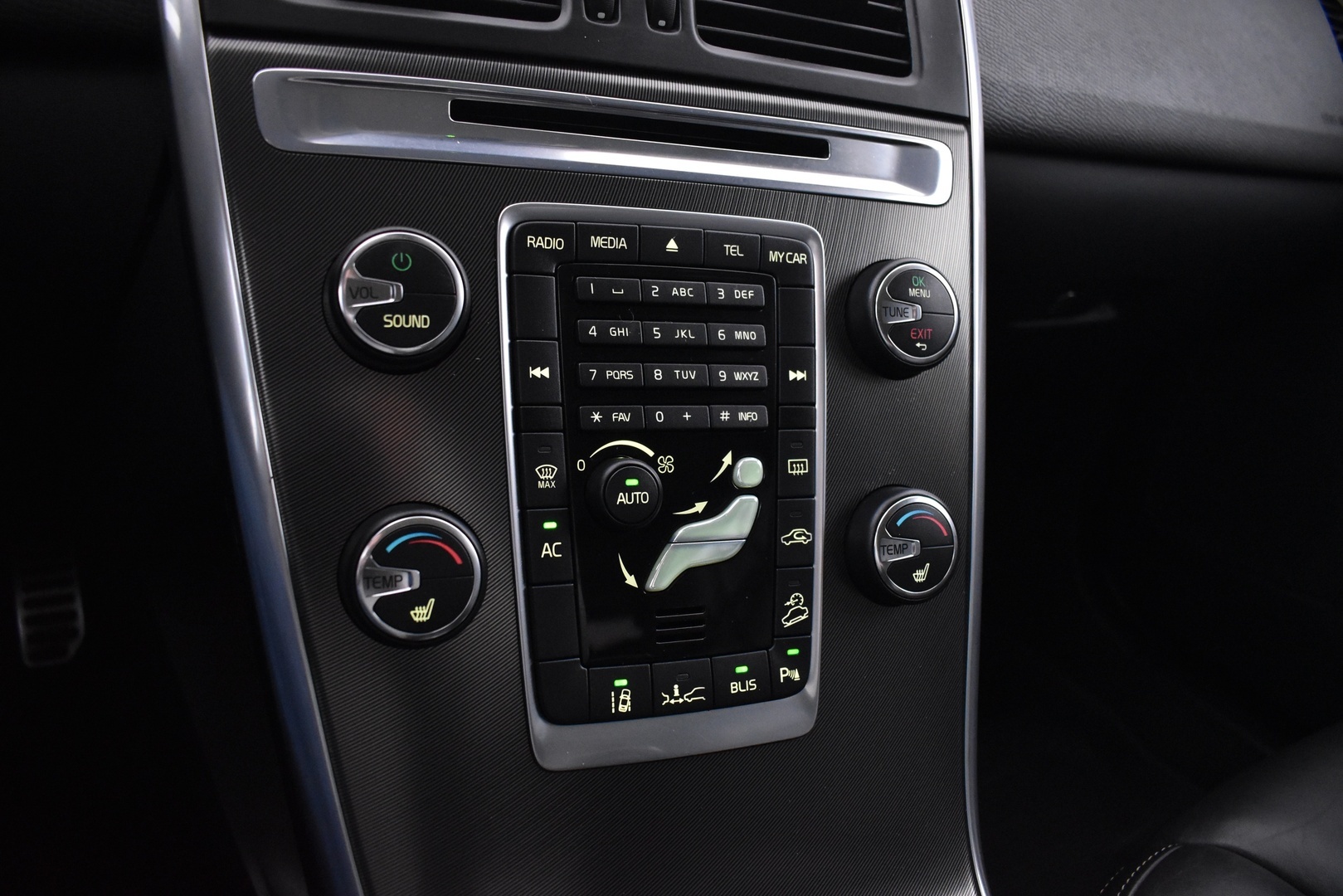 VOLVO XC60 2013