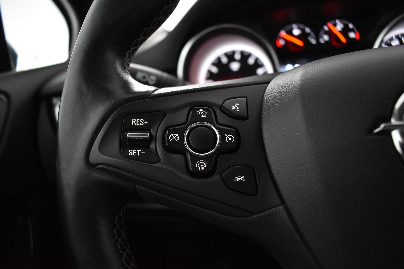 OPEL Astra 2017