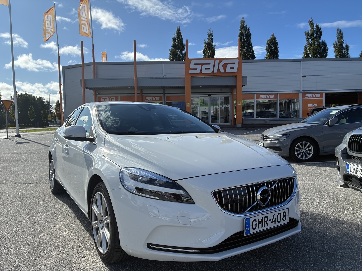 VOLVO V40 2018