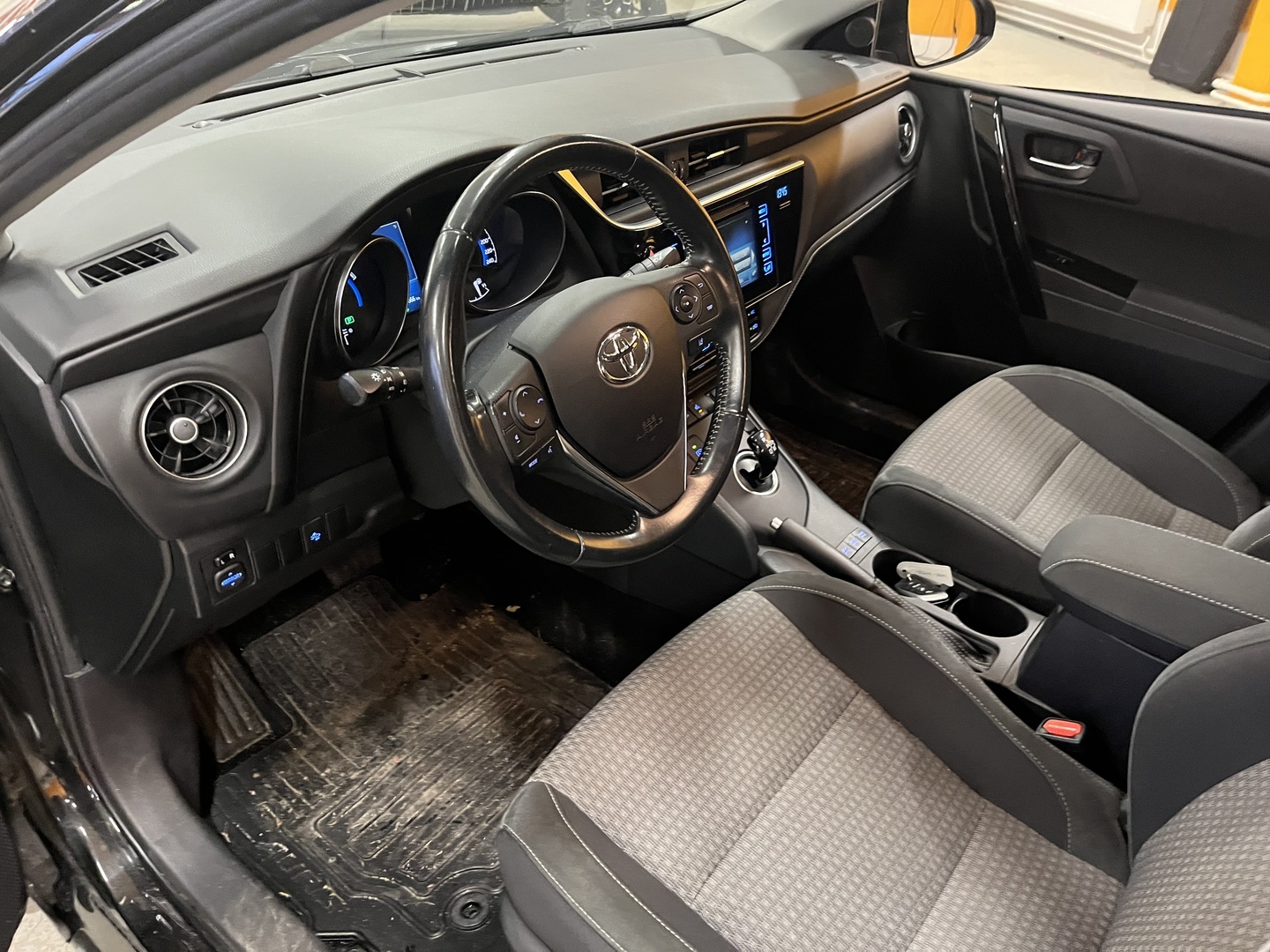 TOYOTA Auris 2019