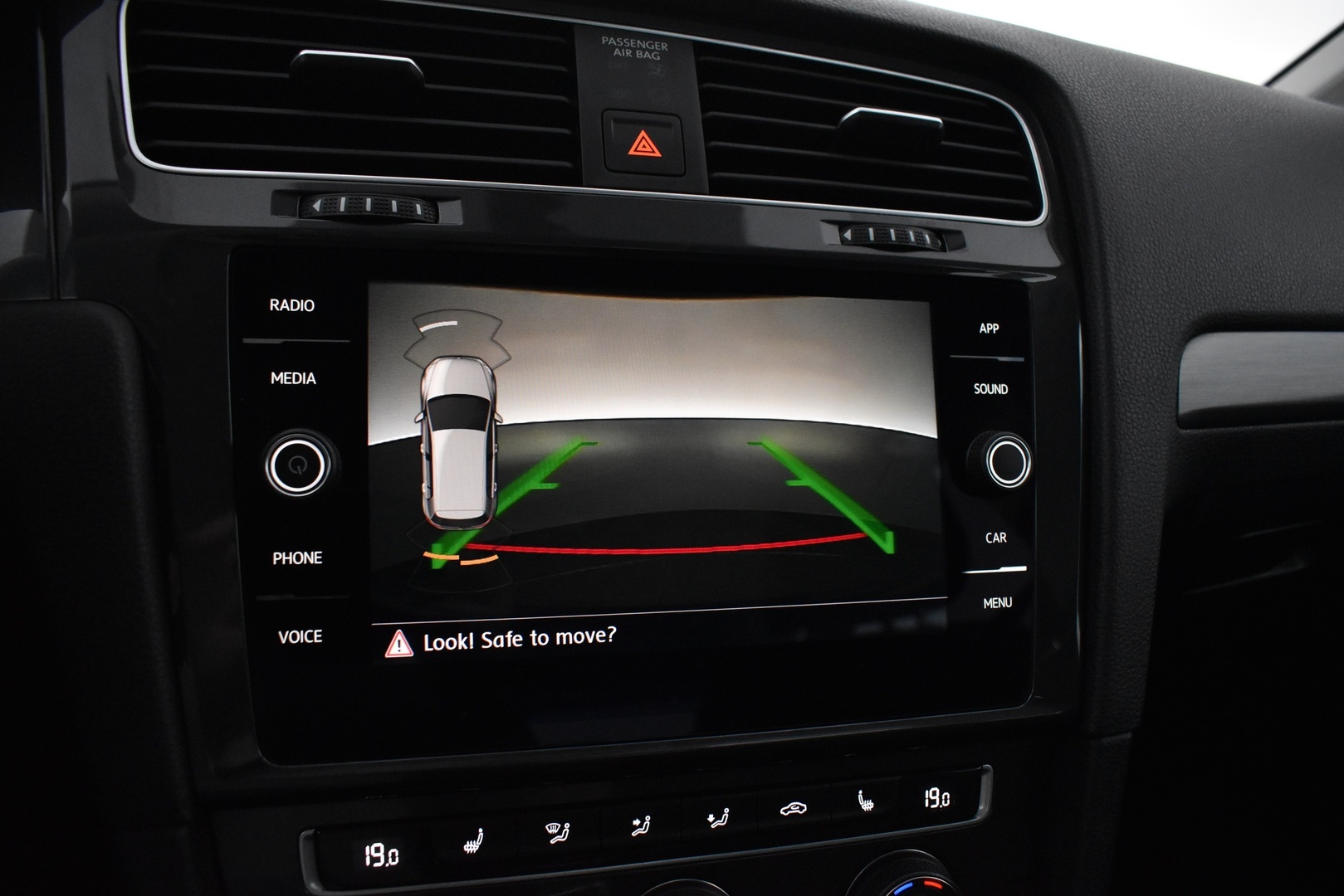 VOLKSWAGEN Golf 2019