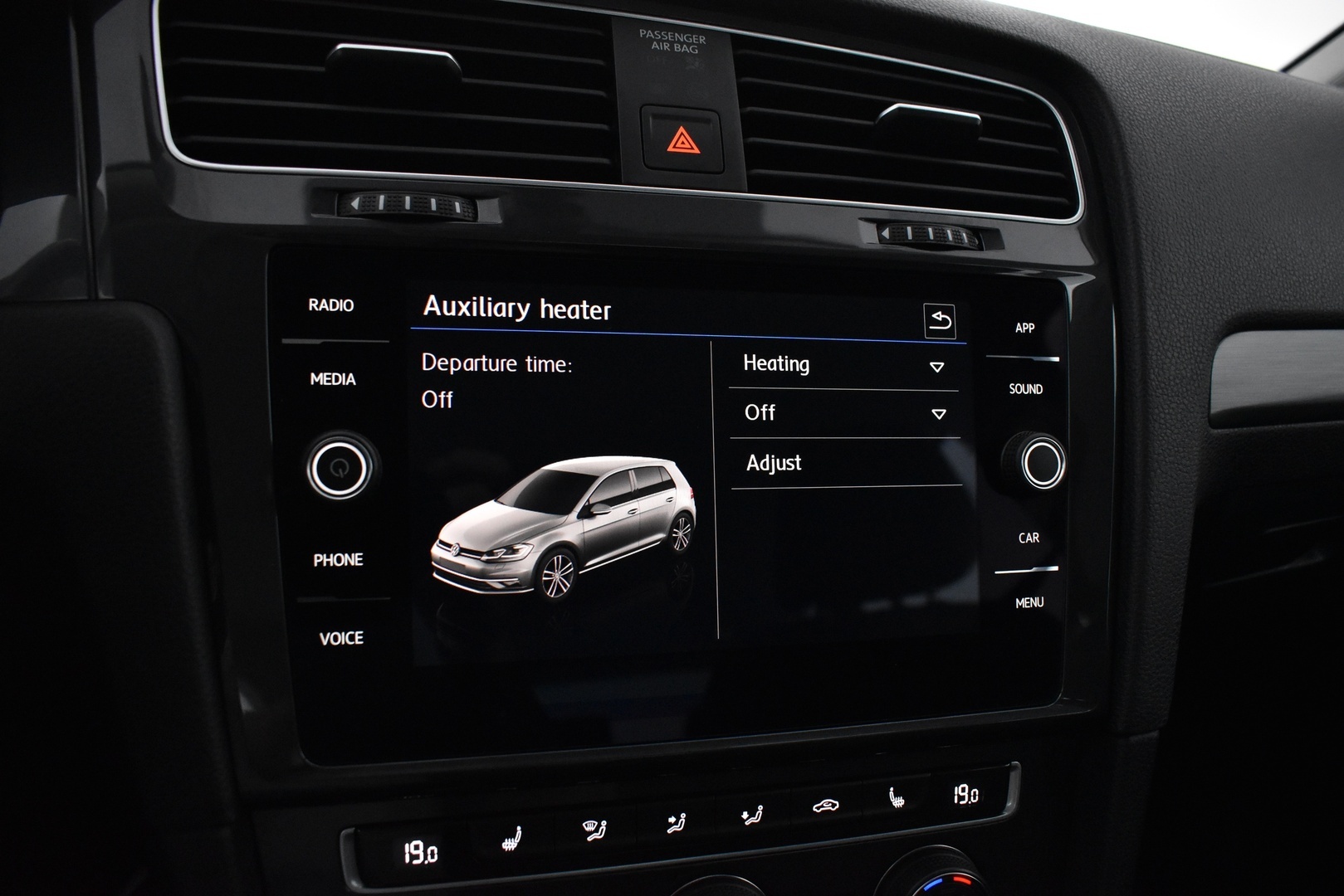 VOLKSWAGEN Golf 2019