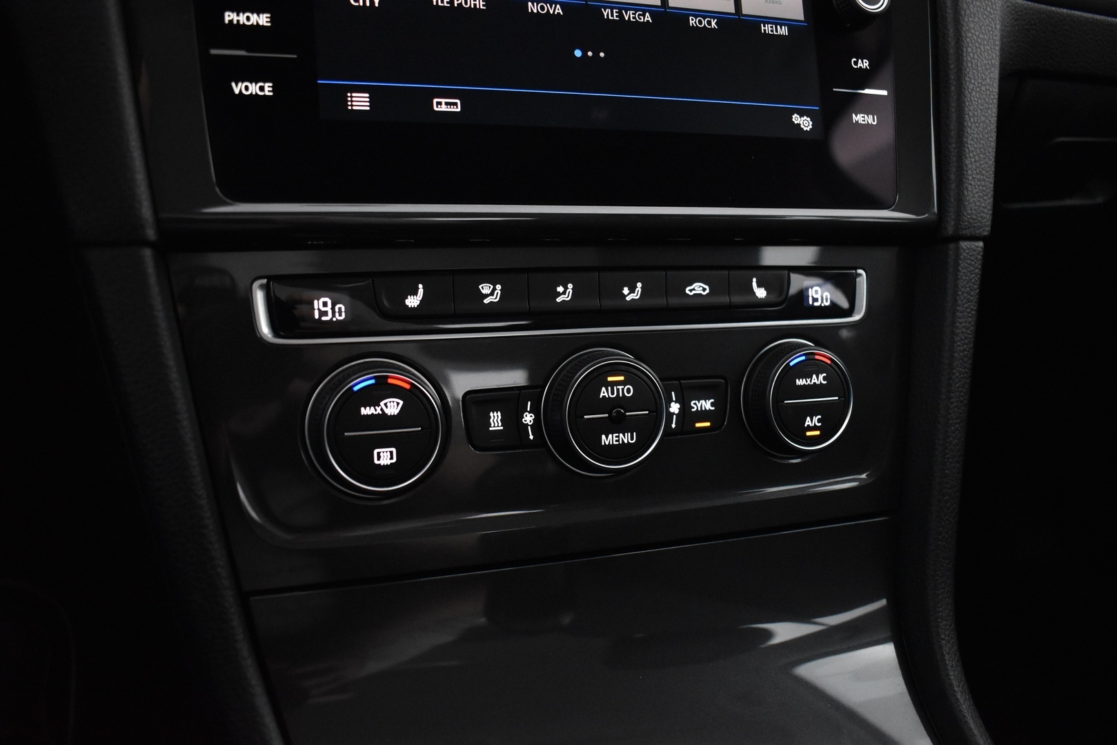 VOLKSWAGEN Golf 2019