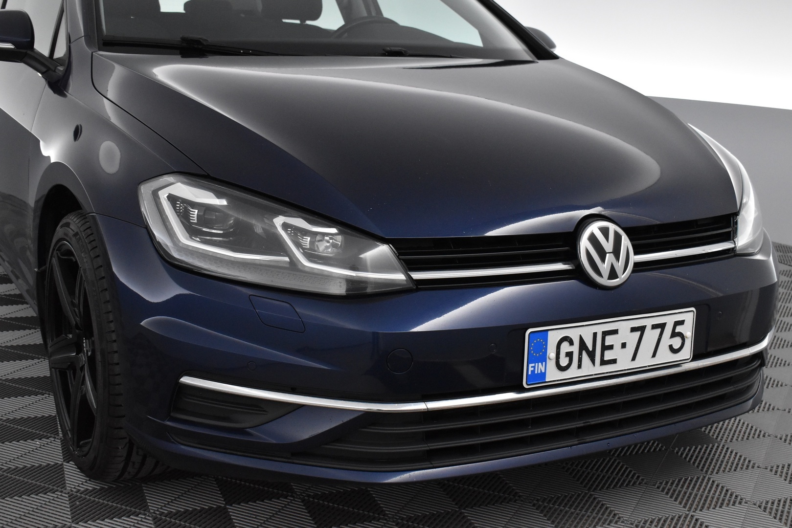 VOLKSWAGEN Golf 2019