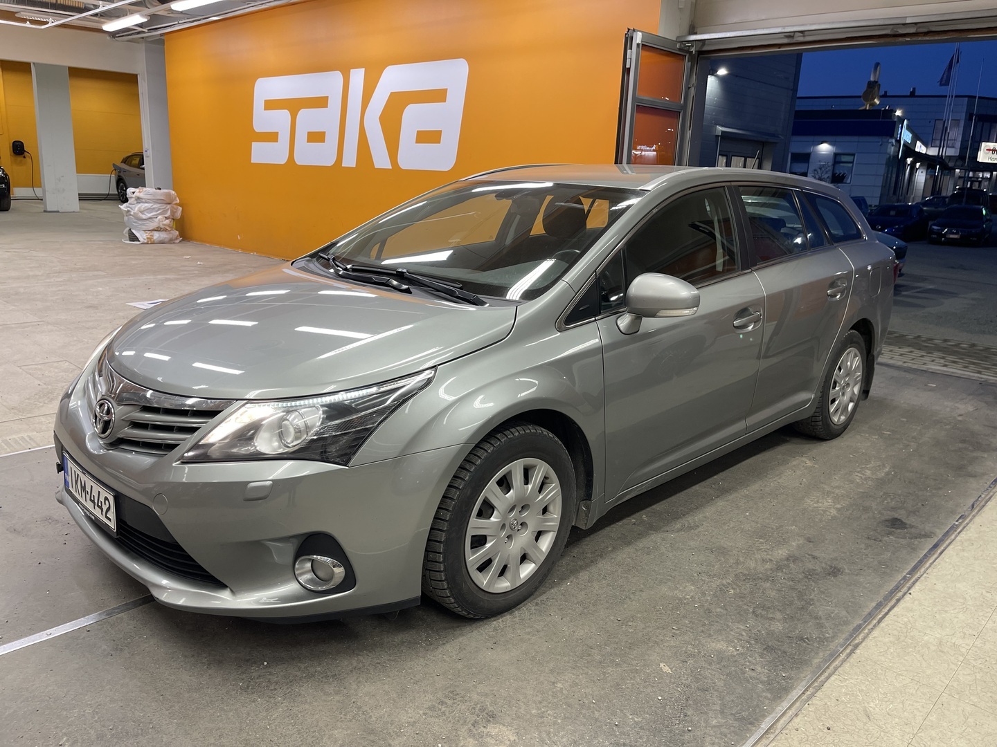 TOYOTA Avensis 2012