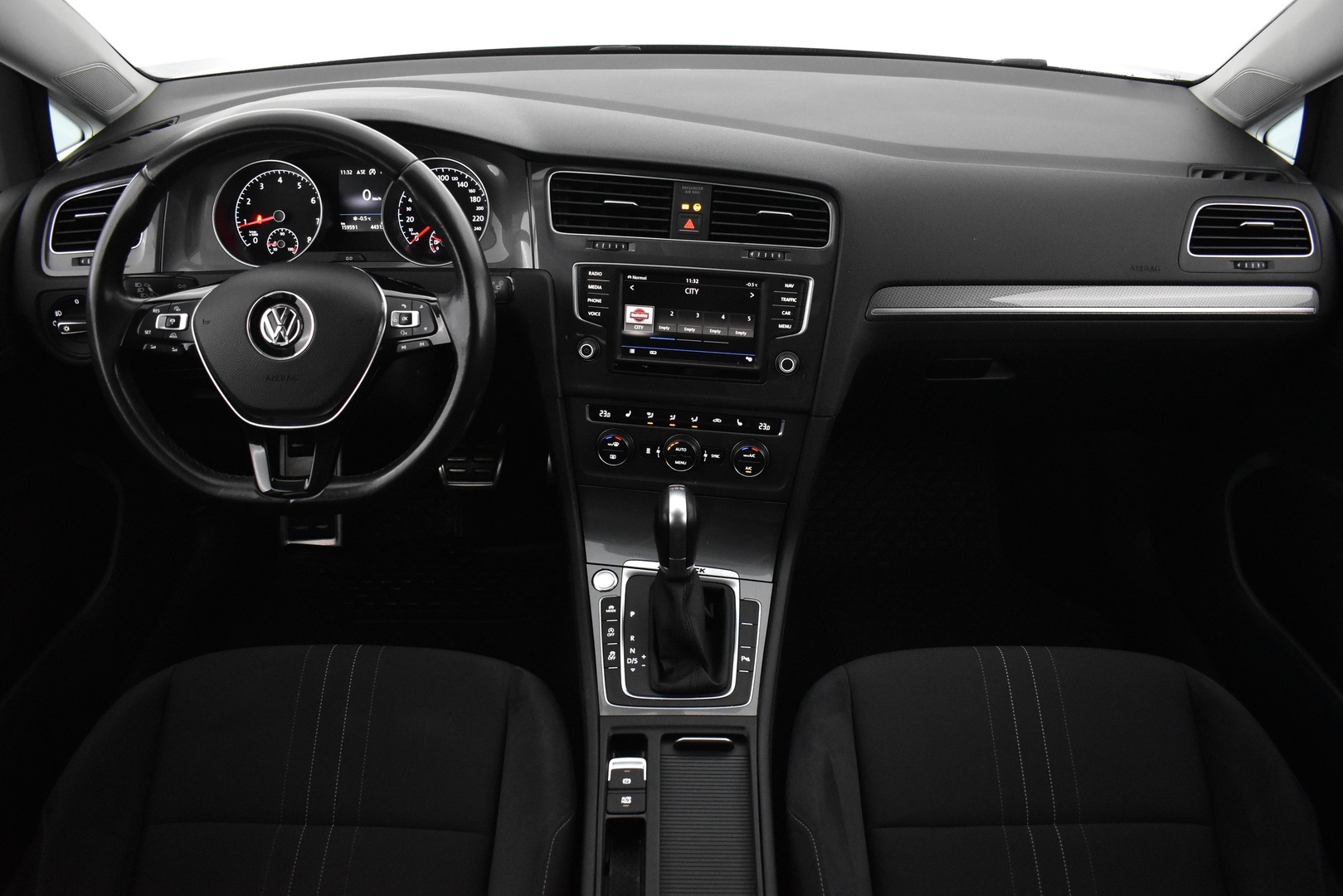 VOLKSWAGEN Golf 2017