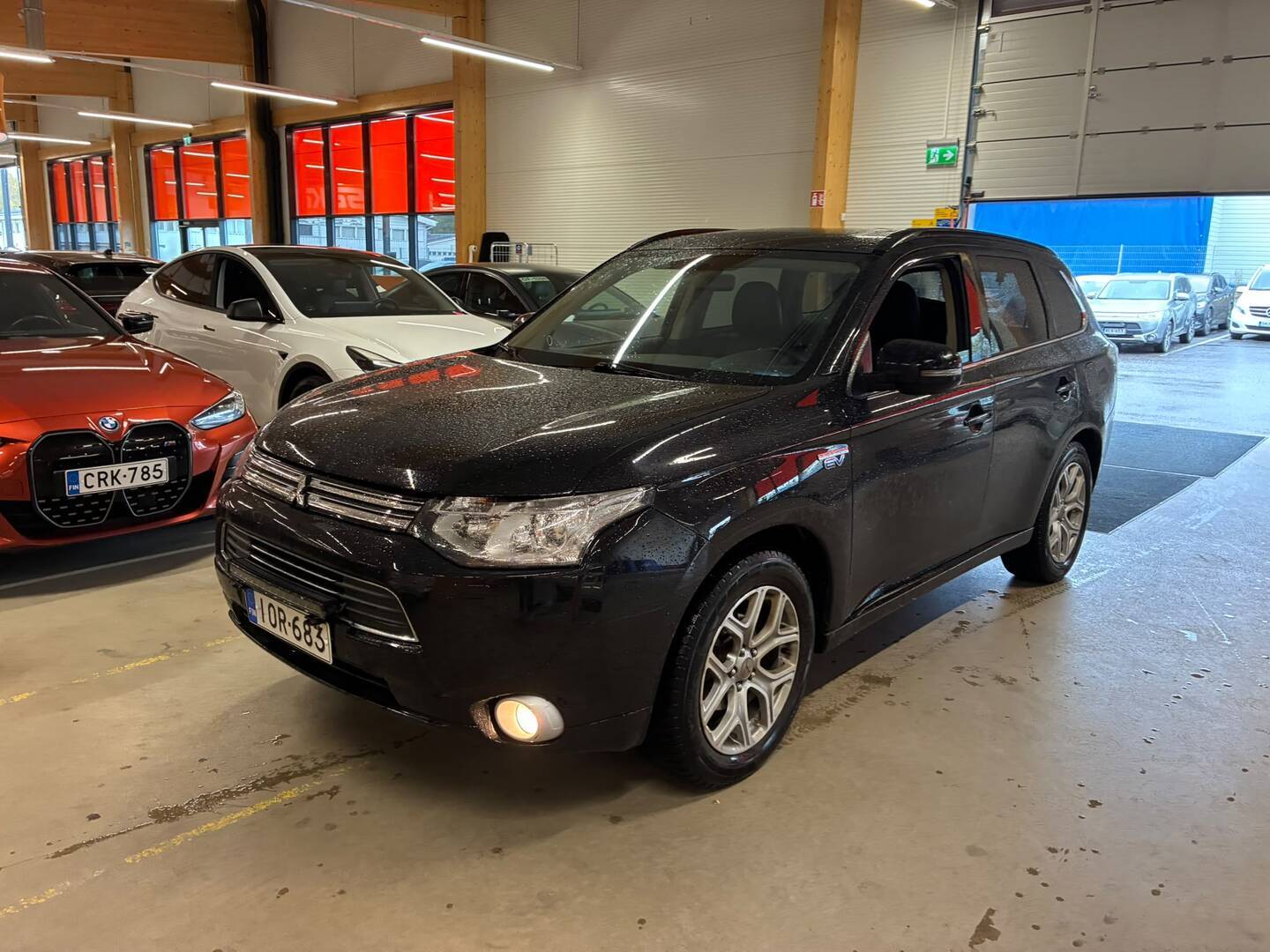 MITSUBISHI Outlander PHEV 2013