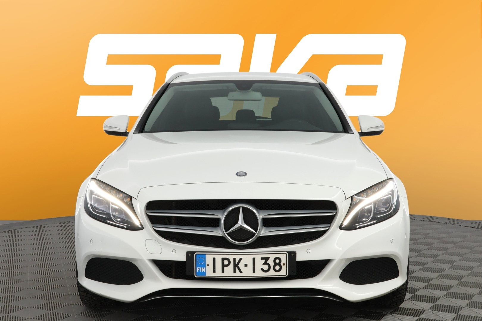 MERCEDES-BENZ C 2015