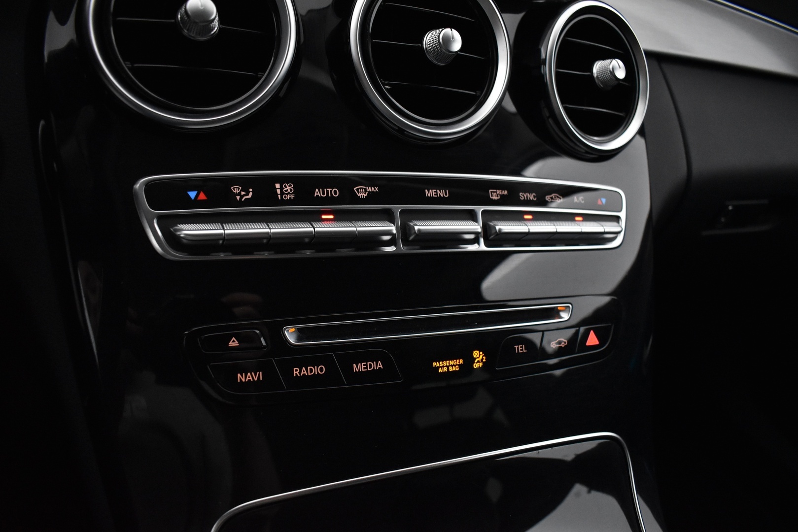 MERCEDES-BENZ C 2015