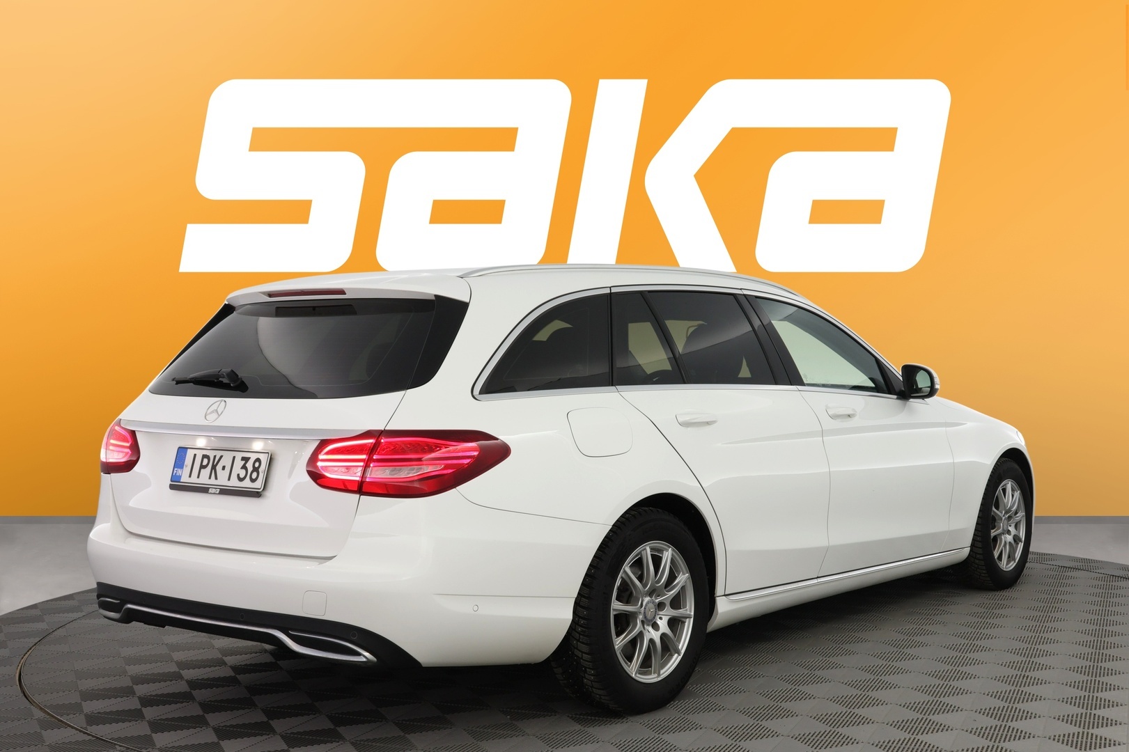 MERCEDES-BENZ C 2015