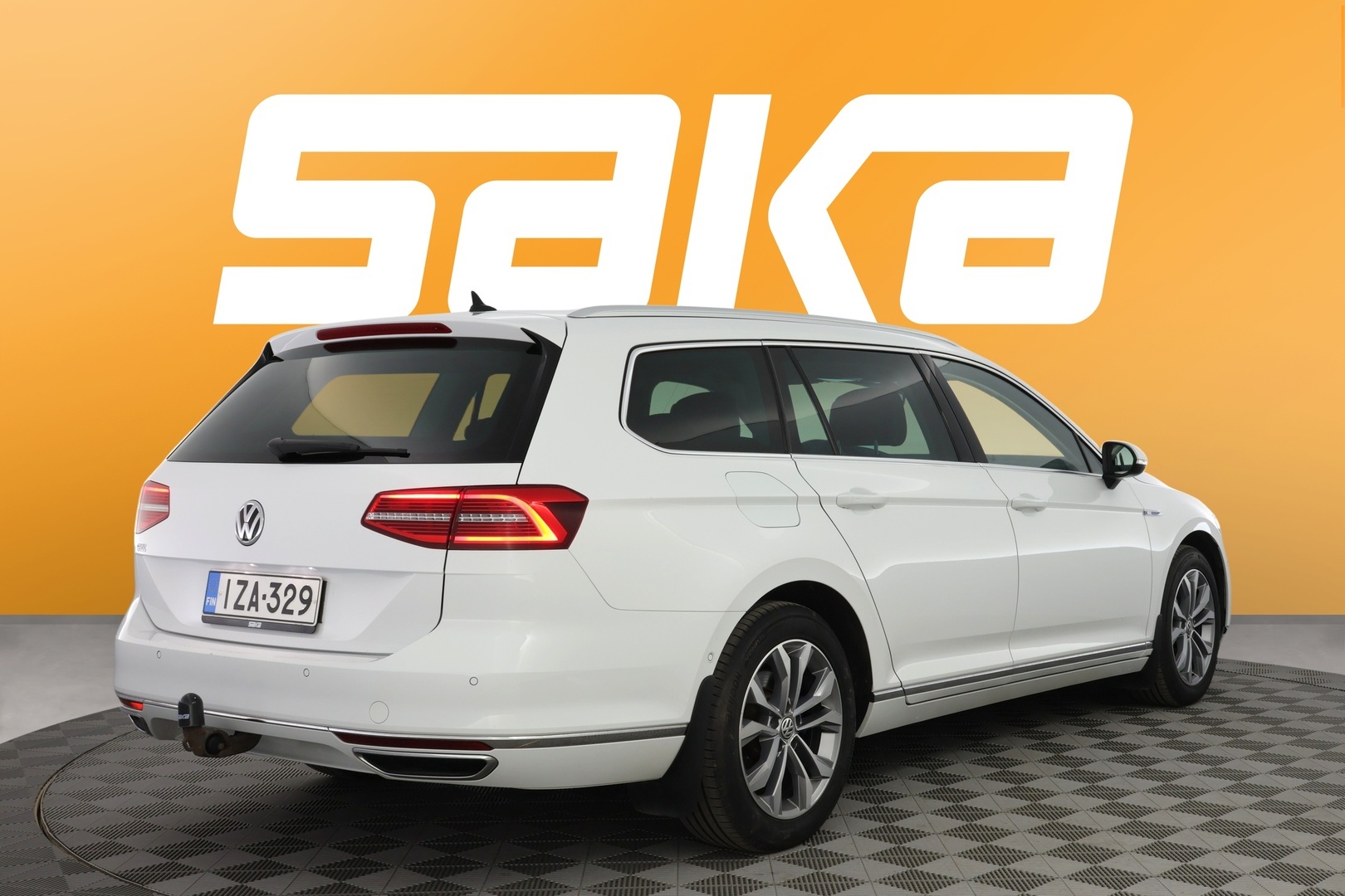 VOLKSWAGEN Passat 2018