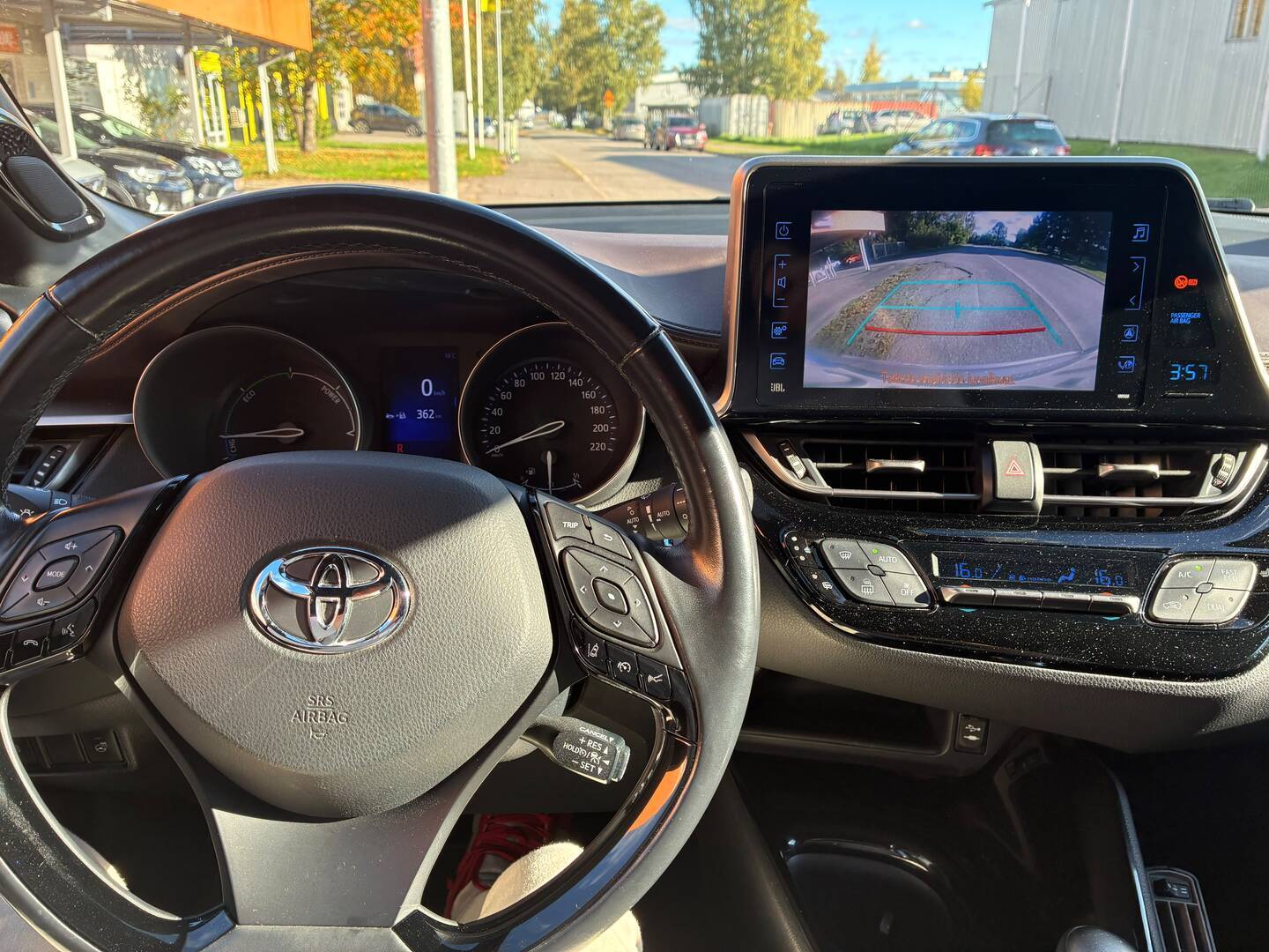 TOYOTA C-HR 2017