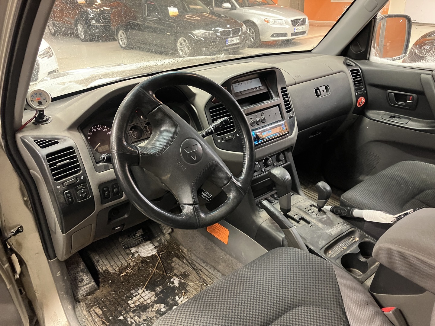 MITSUBISHI Pajero 2001