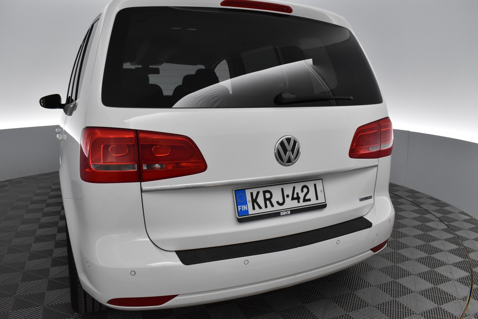 VOLKSWAGEN Touran 2012