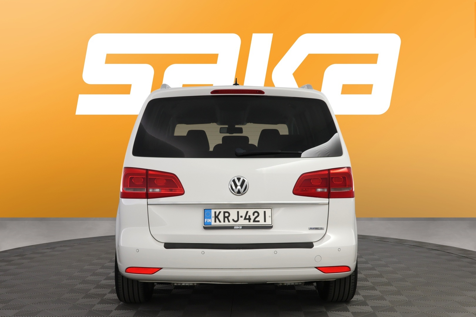 VOLKSWAGEN Touran 2012