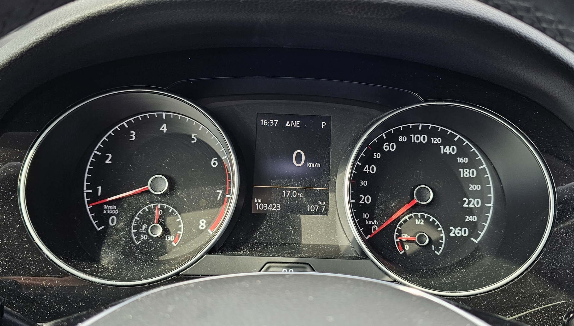 VOLKSWAGEN Golf Sportsvan 2014