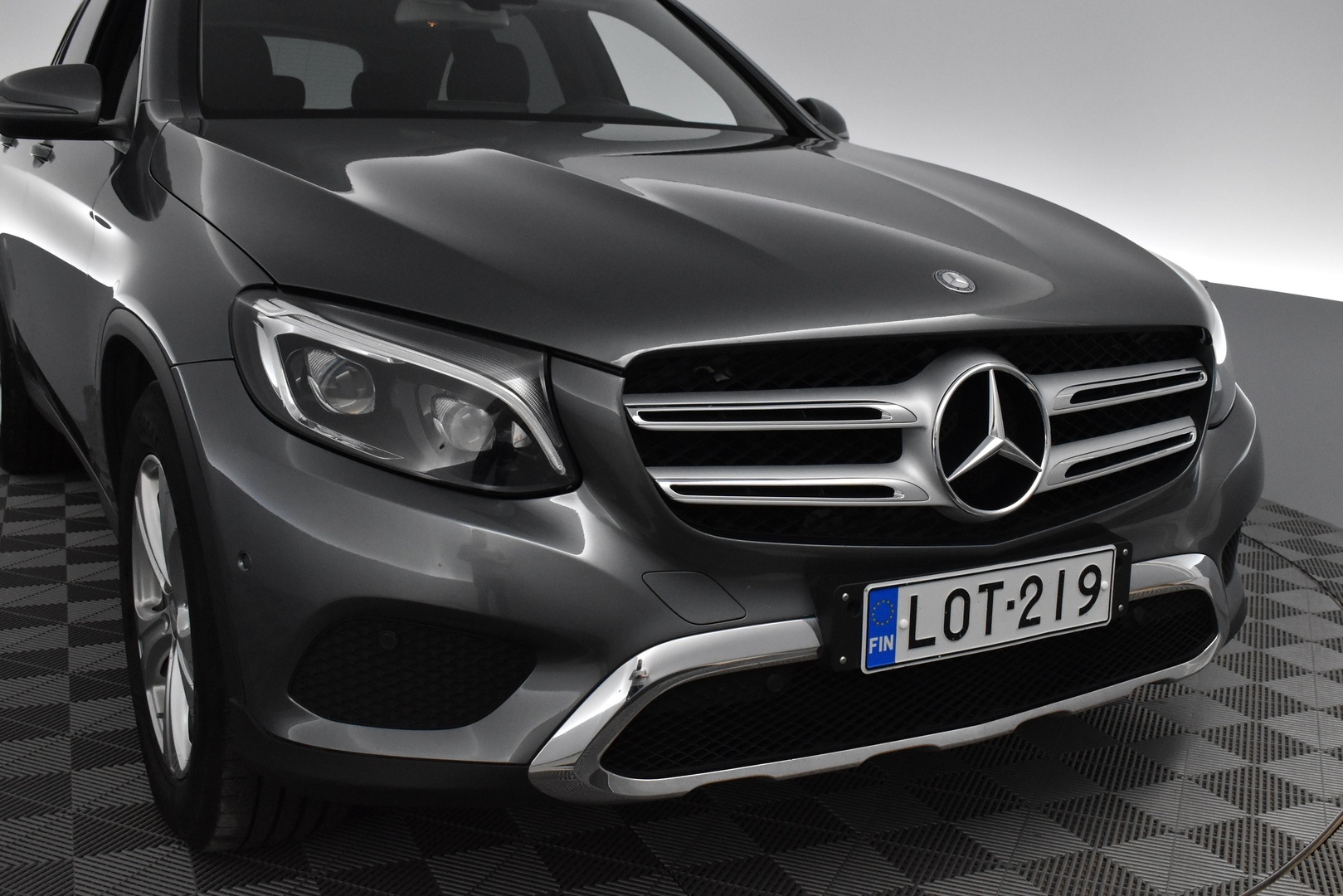 MERCEDES-BENZ GLC 2017