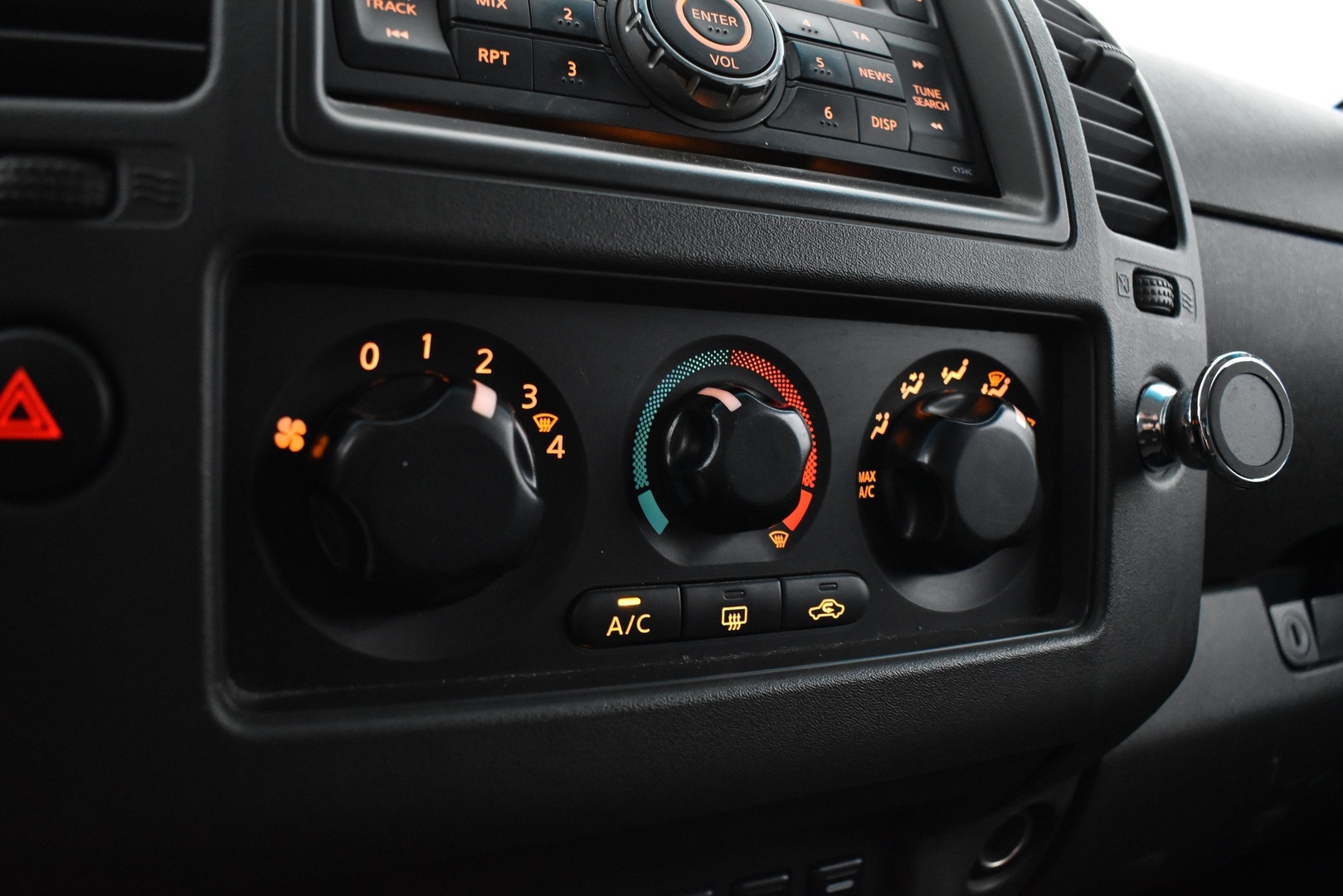 NISSAN Navara 2007