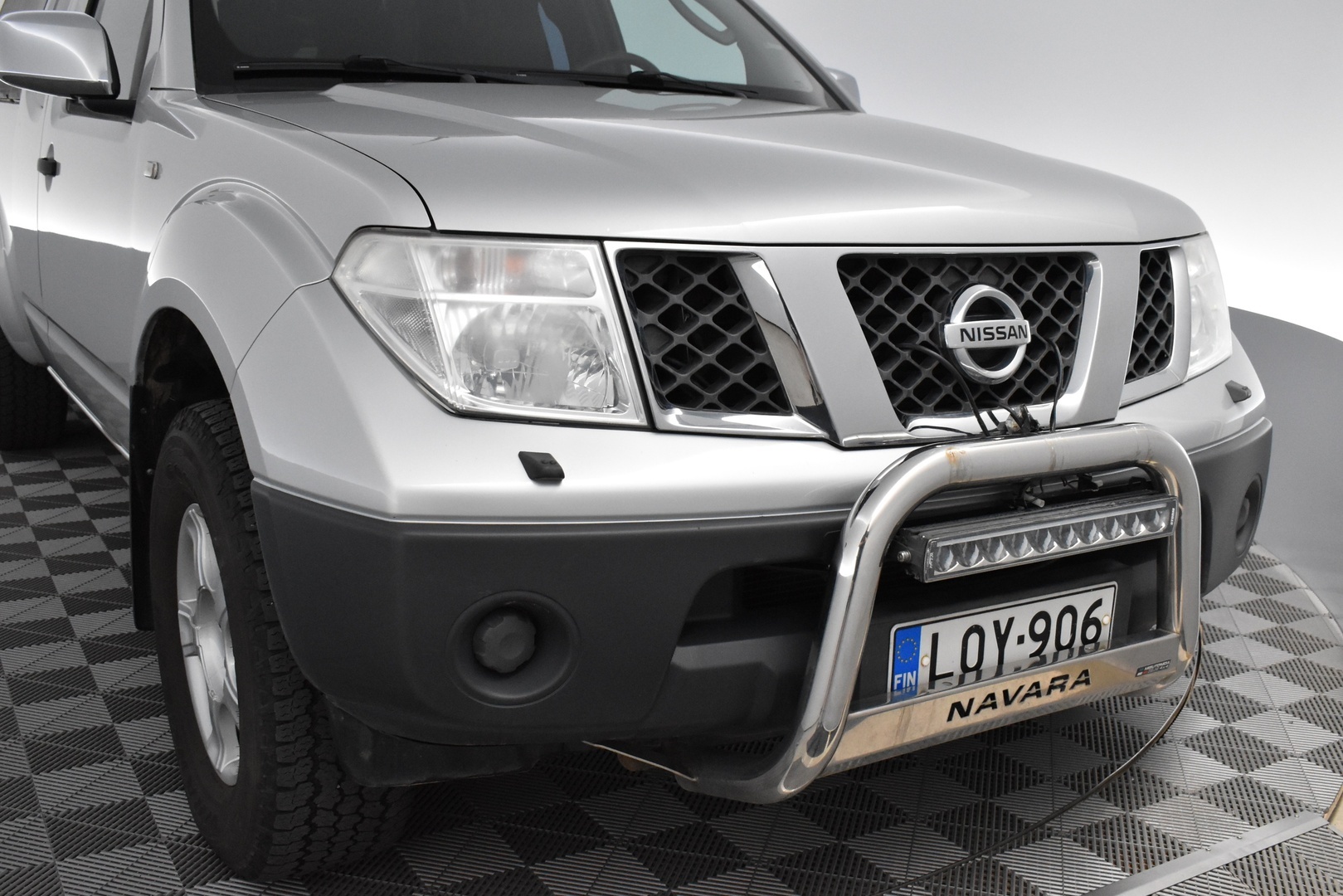 NISSAN Navara 2007