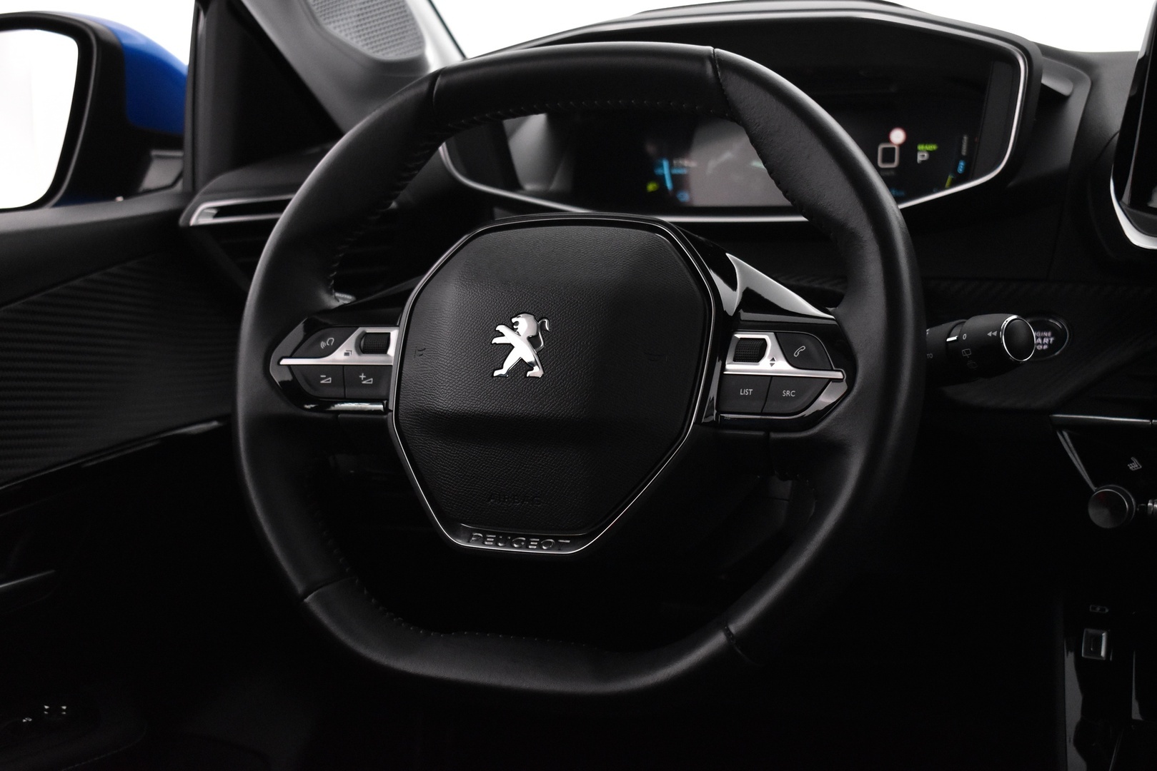 PEUGEOT e-208 2021
