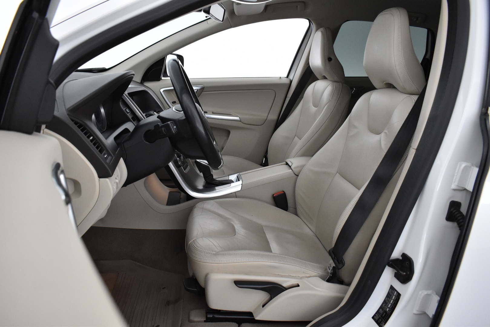 VOLVO XC60 2013