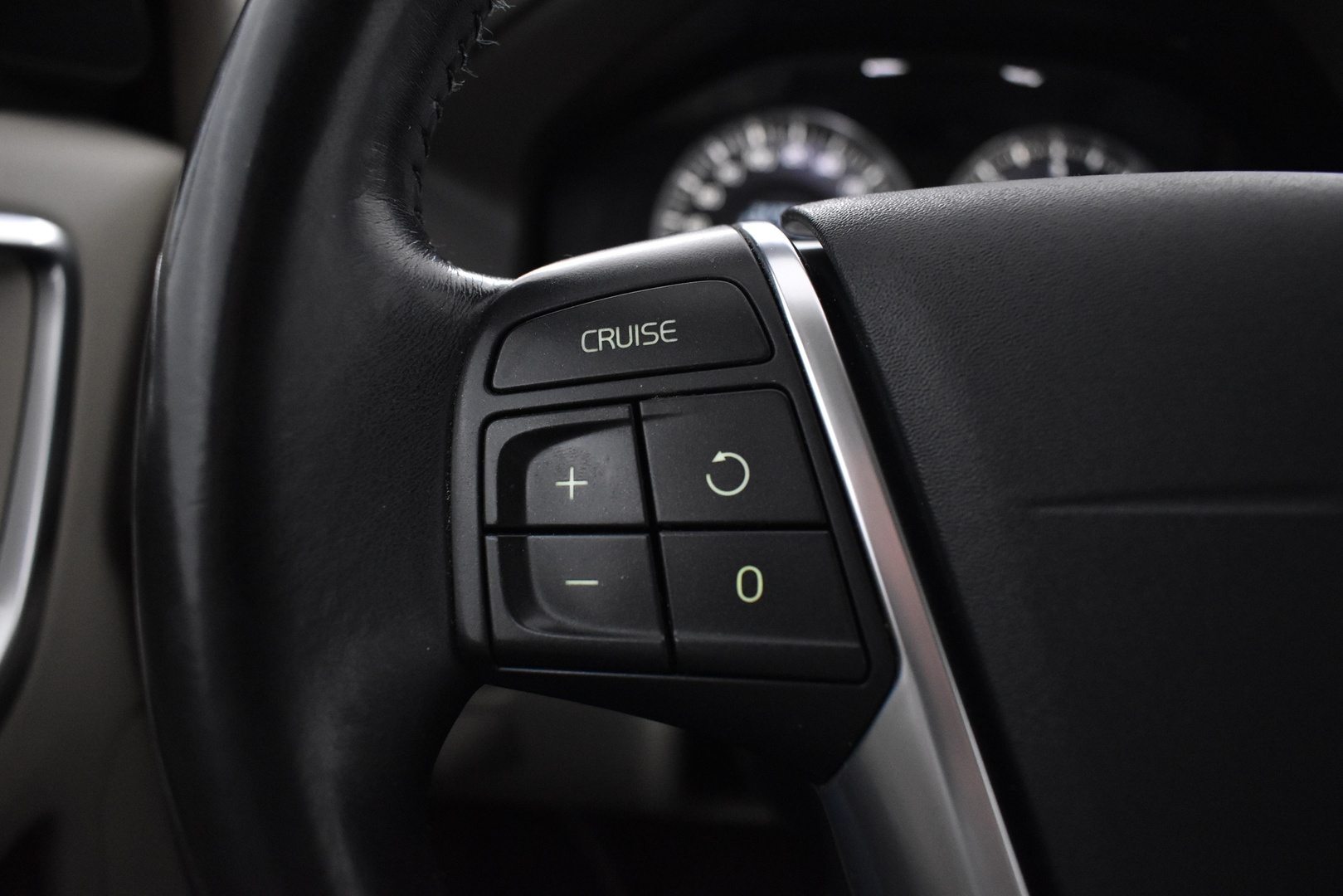 VOLVO XC60 2013
