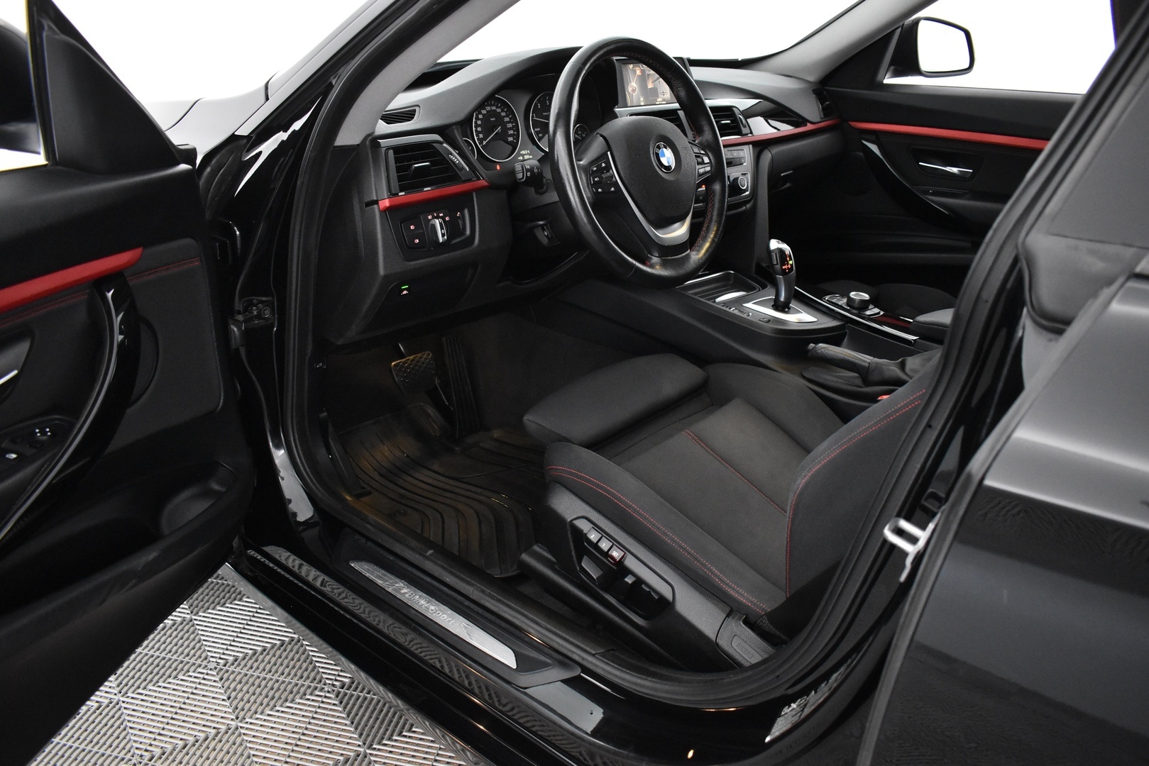 BMW 320 Gran Turismo 2015