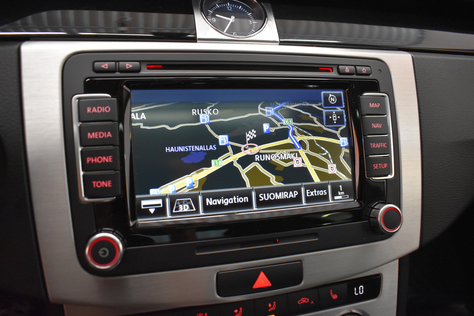 VOLKSWAGEN Passat 2012