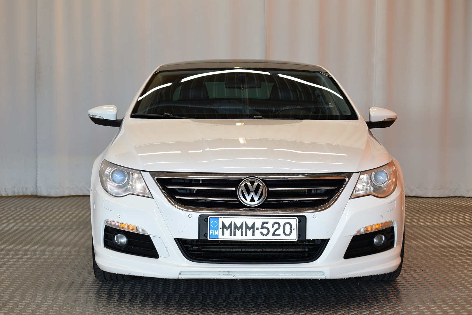 VOLKSWAGEN Passat 2012