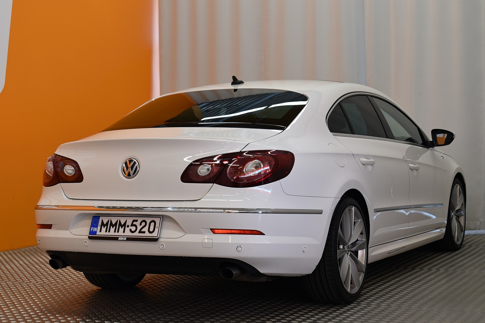 VOLKSWAGEN Passat 2012