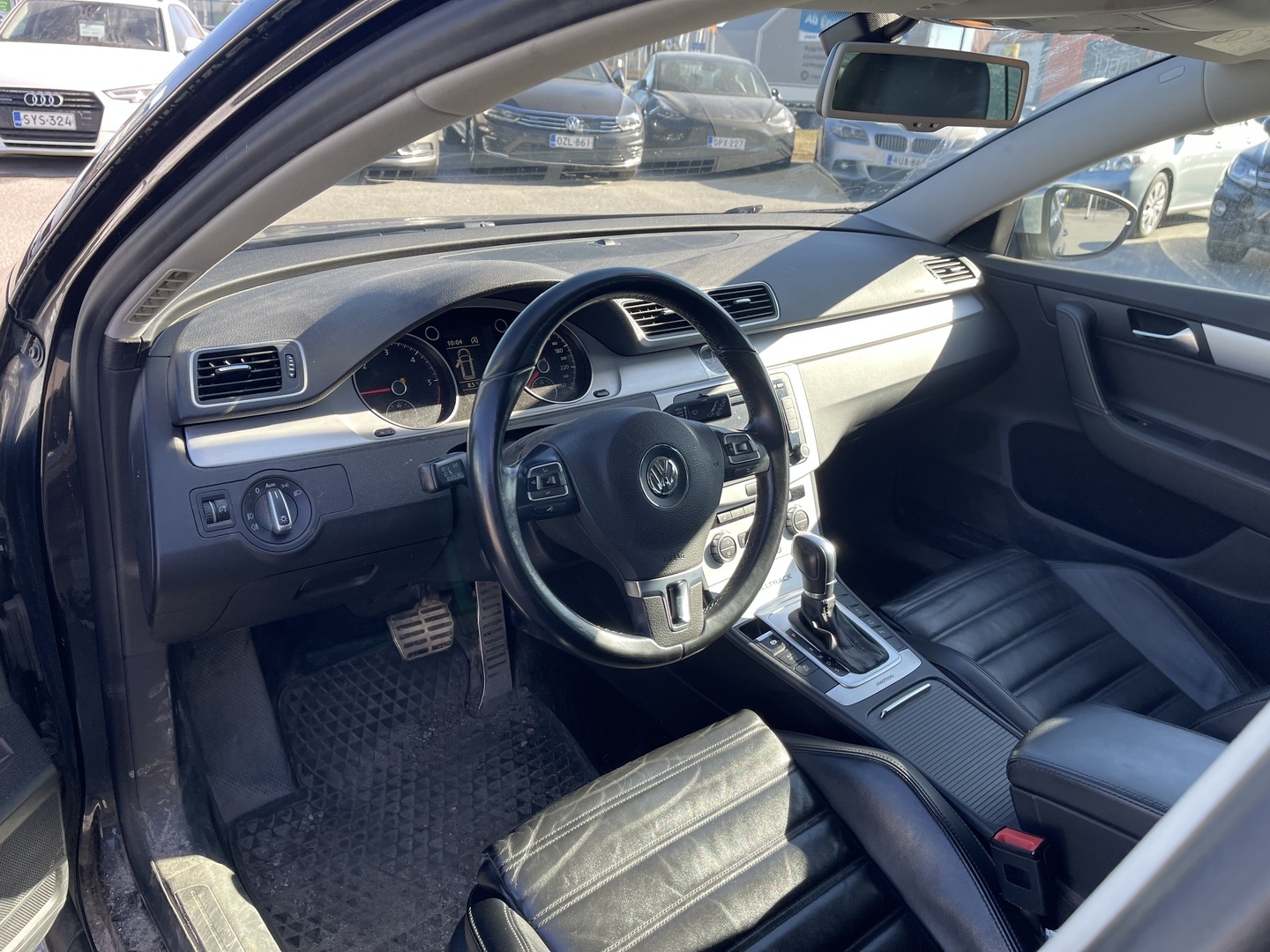 VOLKSWAGEN Passat 2014