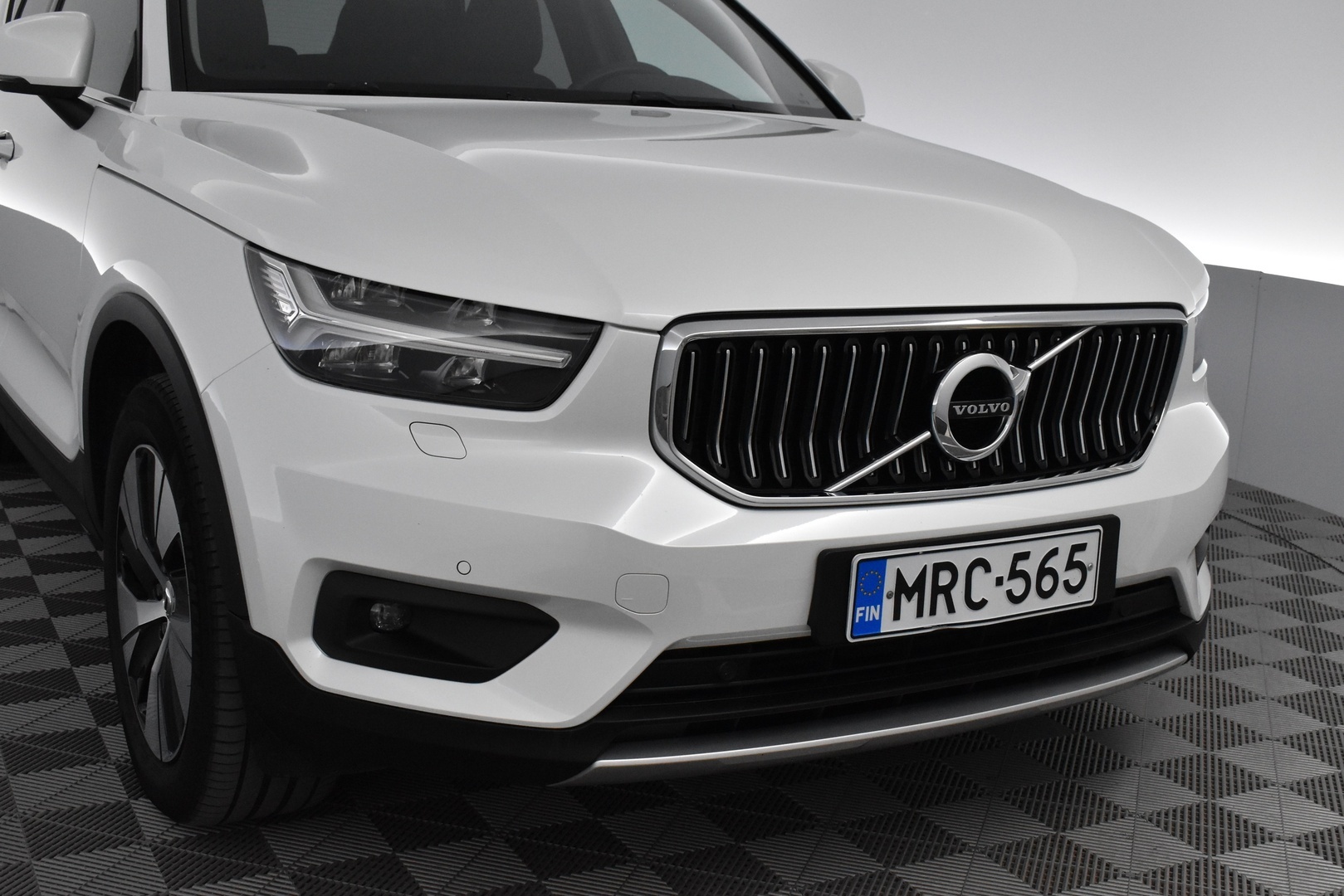 VOLVO XC40 2021