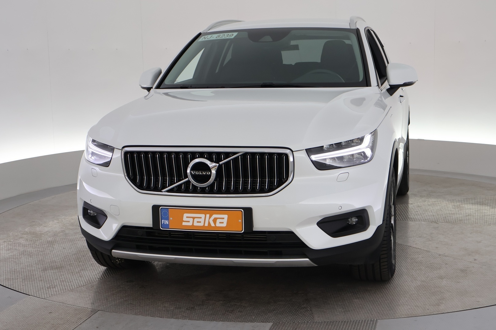 VOLVO XC40 2021