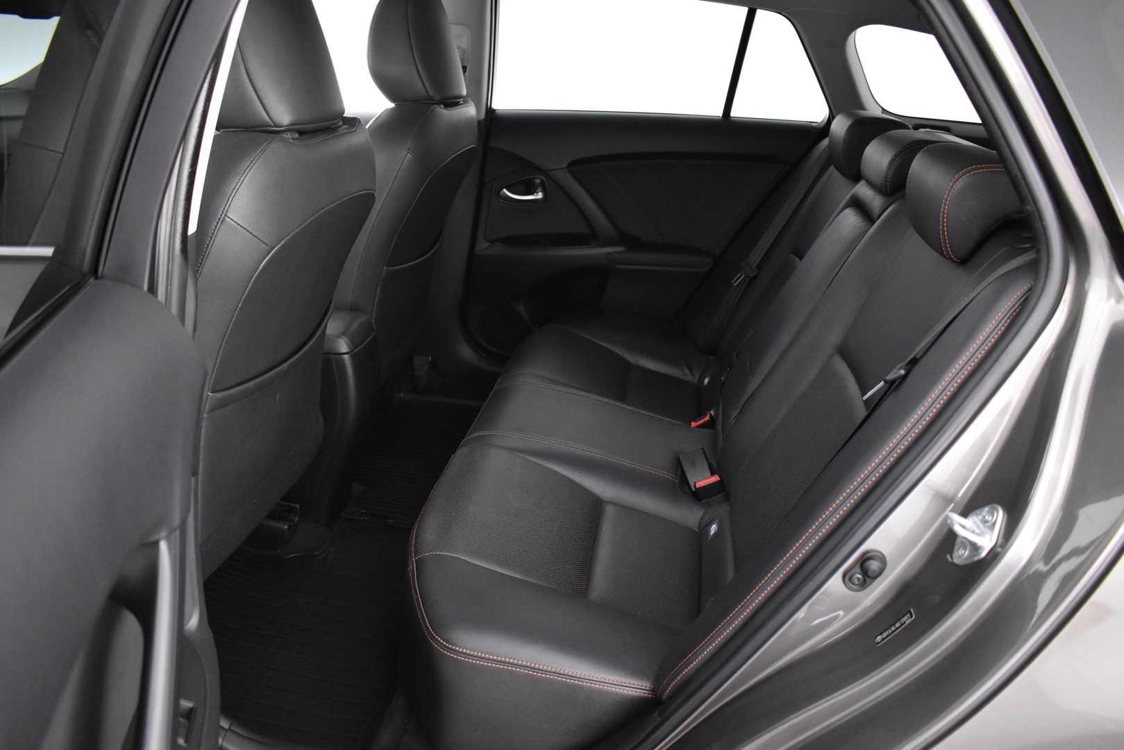 TOYOTA Avensis 2016