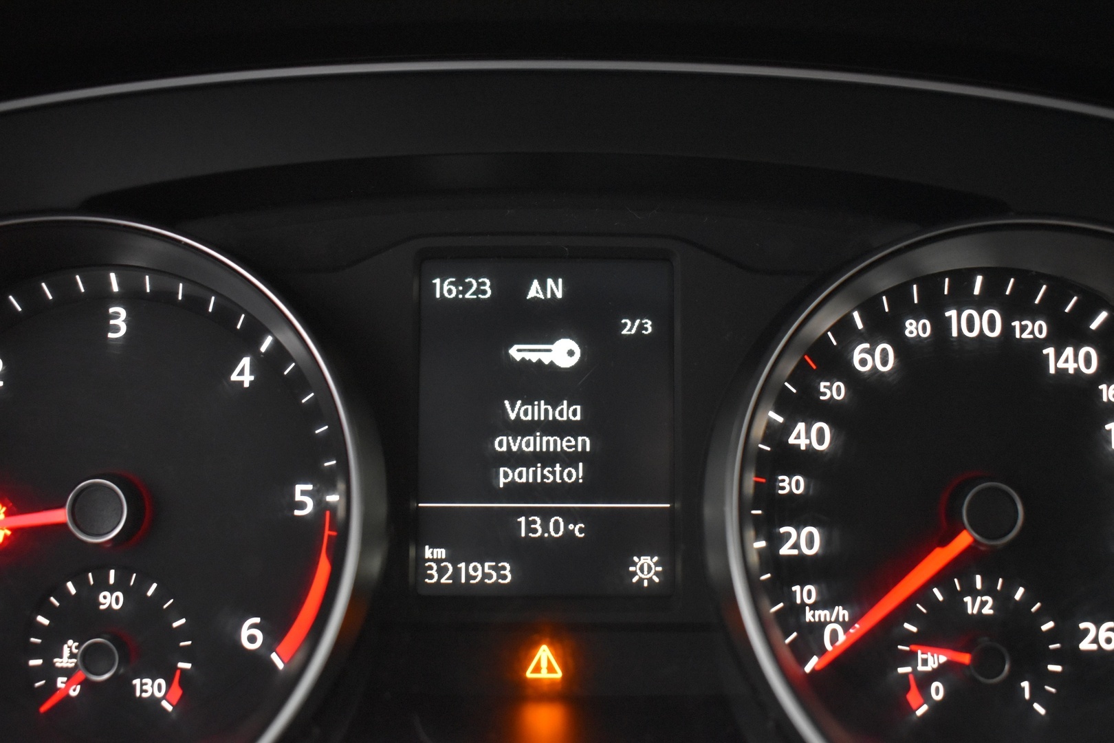 VOLKSWAGEN Passat 2016