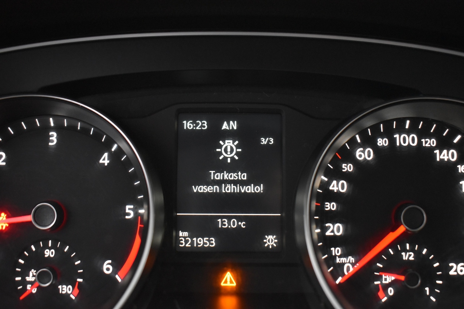 VOLKSWAGEN Passat 2016