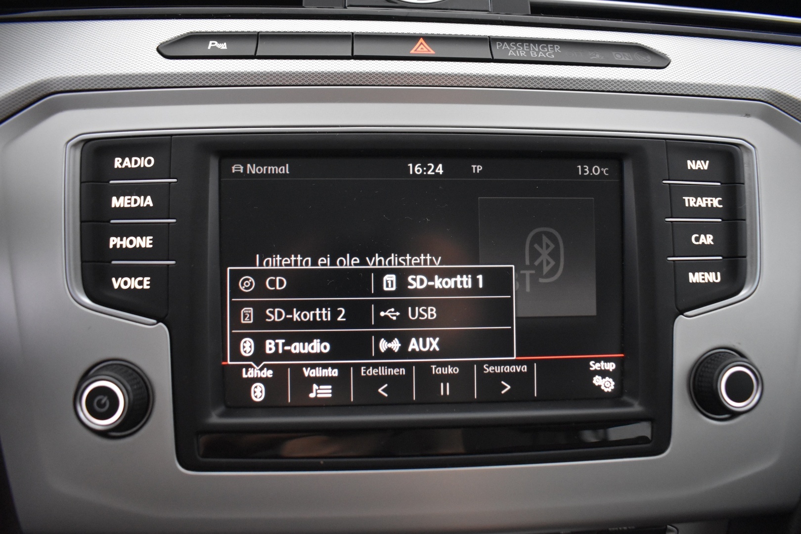 VOLKSWAGEN Passat 2016