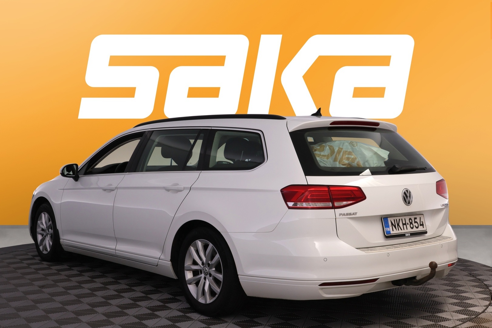 VOLKSWAGEN Passat 2016